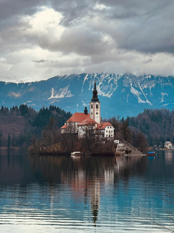 სლოვენია