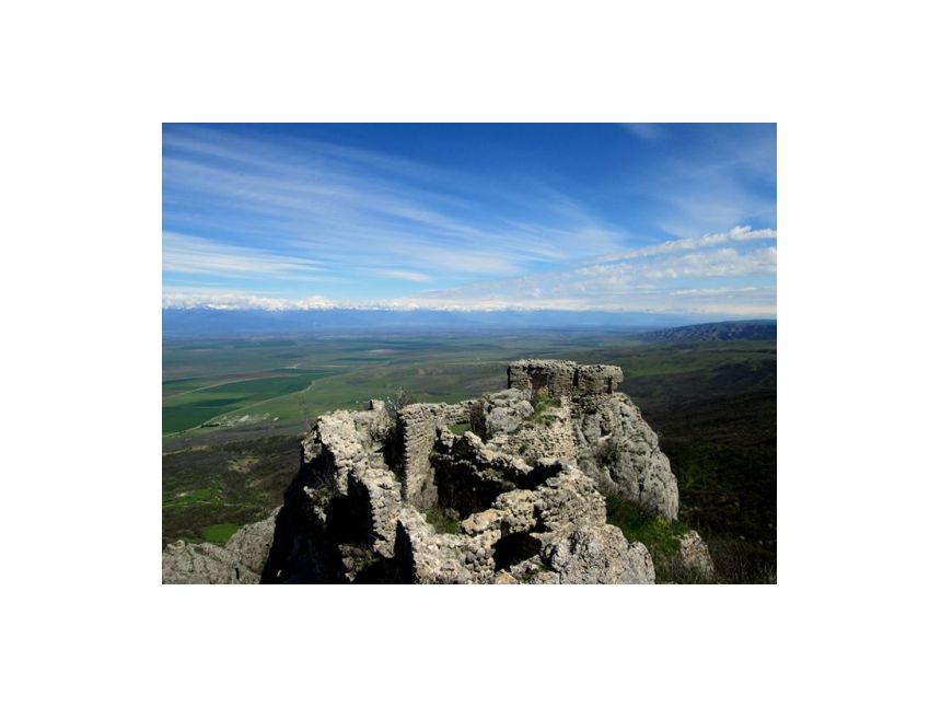 - ნოემბერი - კახეთი, ხორნაბუჯის ციხე, არწივის ხეობა, ბოდბე და სიღნაღი