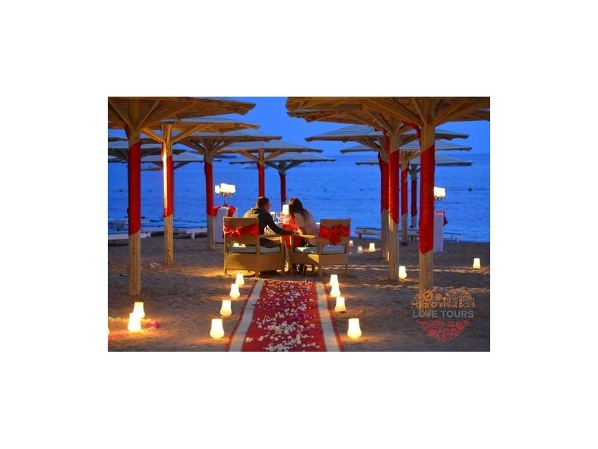 ვალენტინობა წითელი ზღვის სანაპიროზე !