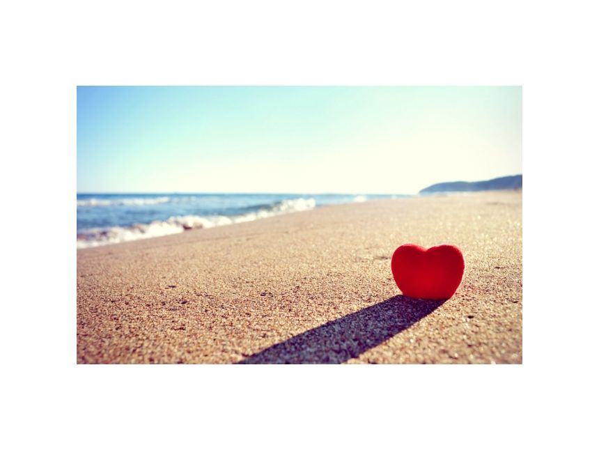 გაატარეთ ვალენტინობის დრესასწაული წითელი ზღვის სანაპიროზე!