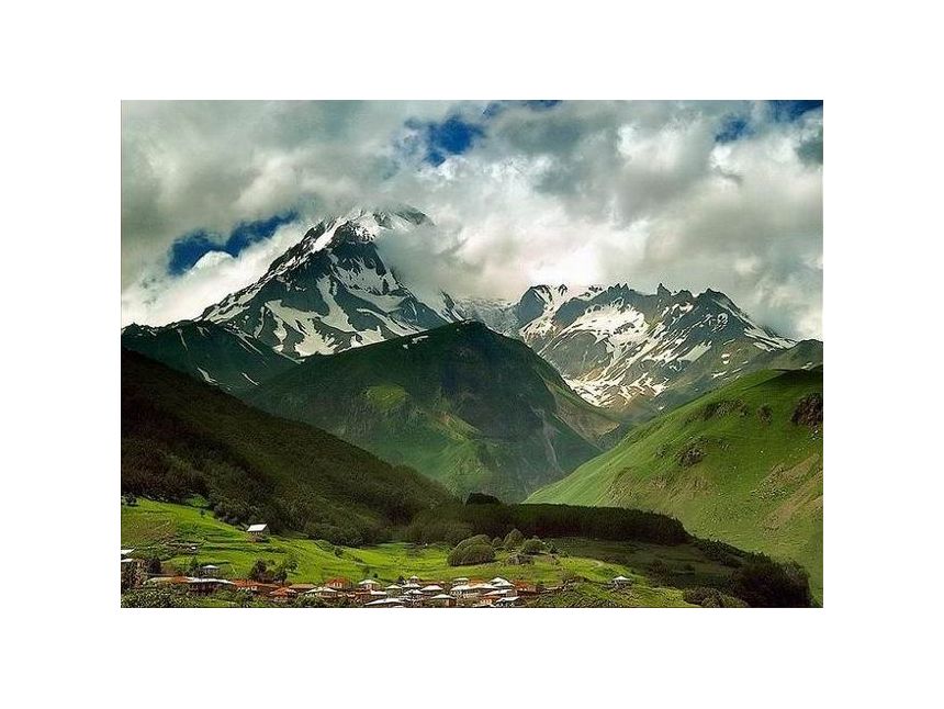 Казбеги - Военно-Грузинскоя дорога через Кавказ