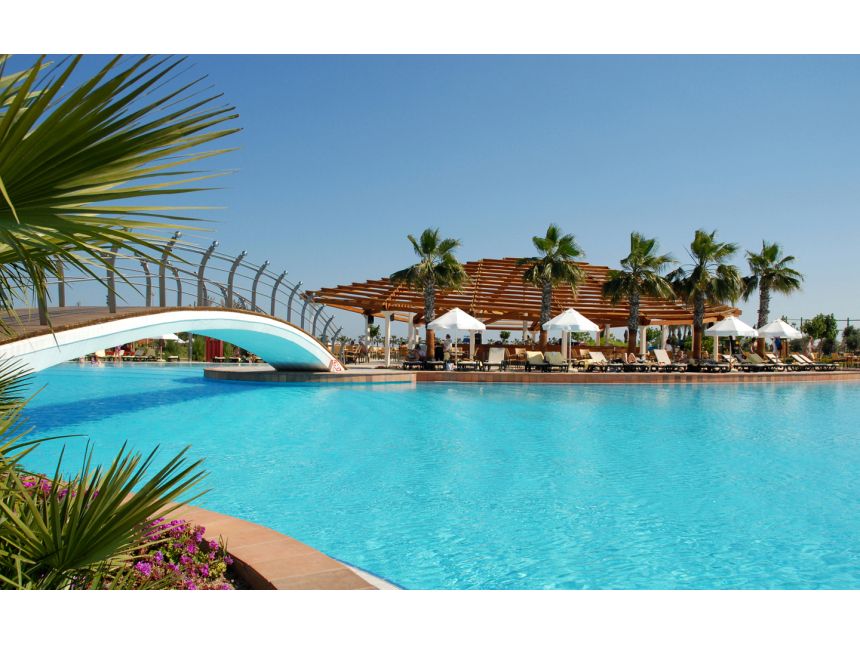 ანტალია - რა იზიდავს  მილიონ ტურისტს ანტალიაში?