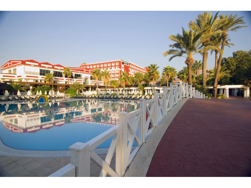 დაგეგმეთ ზაფხული წინასწარ და გააკეთეთ ნაადრევი ჯავშნები ანტალიის სასტუმროებზე!