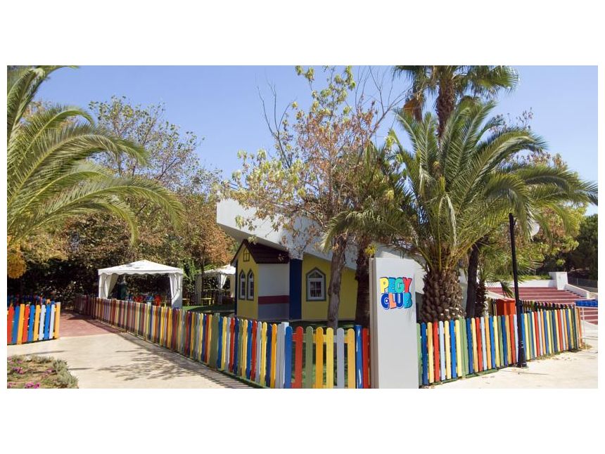 დაგეგმეთ ზაფხული წინასწარ და გააკეთეთ ნაადრევი ჯავშნები ანტალიის სასტუმროებზე!