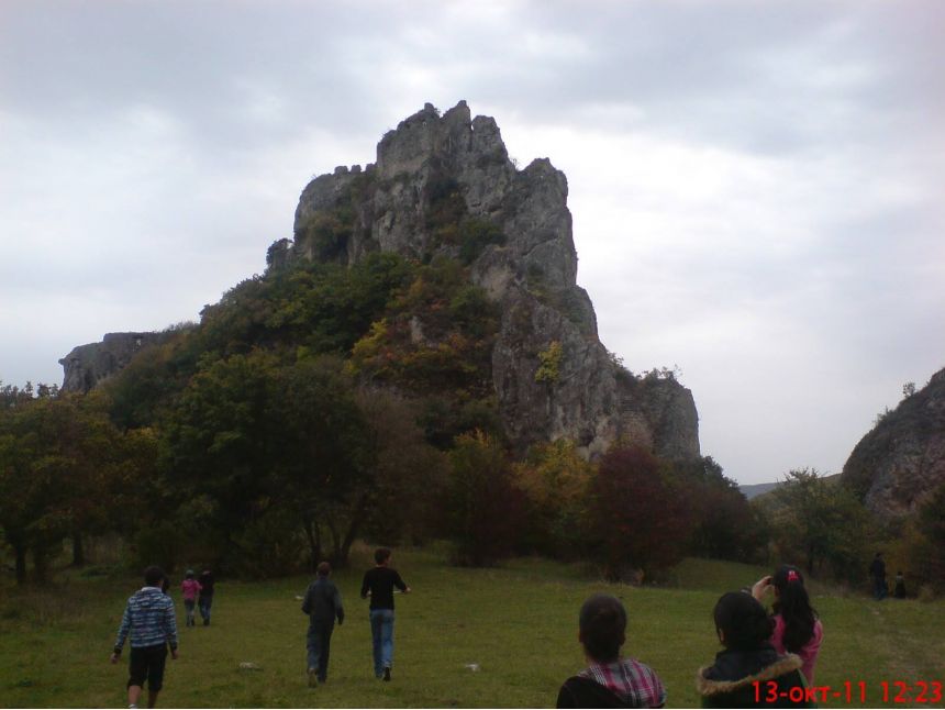 მარტი დღიანი ტური ელიას მთა, ხორნაბუჯის ციხე, არწივის ხეობა