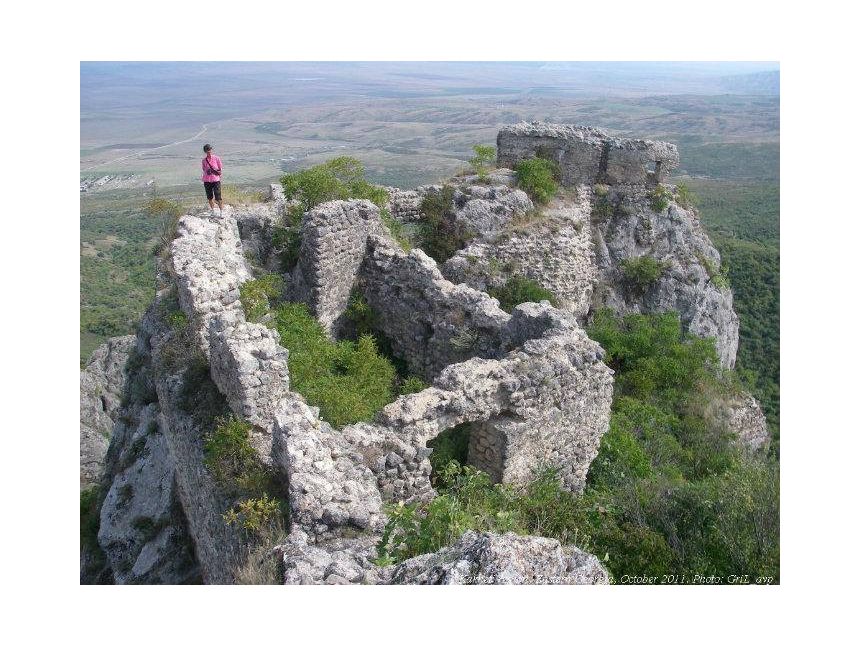 მარტი დღიანი ტური ელიას მთა, ხორნაბუჯის ციხე, არწივის ხეობა