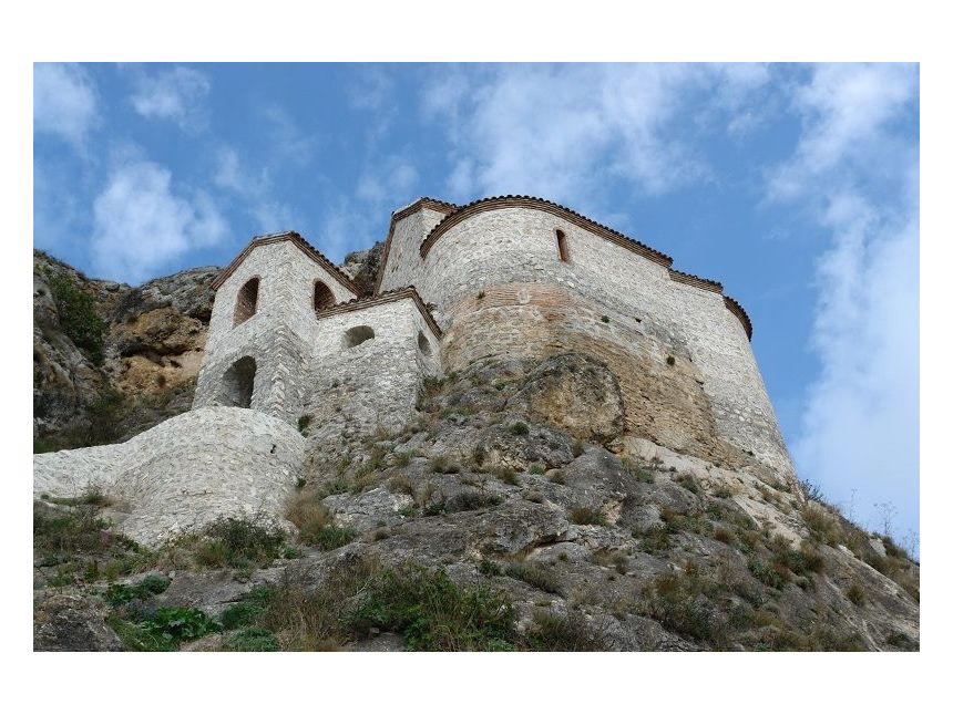 მარტი დღიანი ტური ელიას მთა, ხორნაბუჯის ციხე, არწივის ხეობა