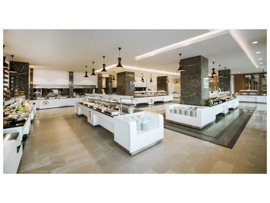 მაისის პირველ ჩარტერულ რეისზე ანტალიის მიმართულებით გთავაზობთ ექსკლუზიურ ფასებს