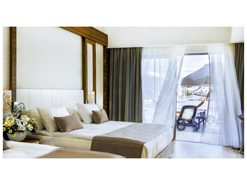 მაისის პირველ ჩარტერულ რეისზე ანტალიის მიმართულებით გთავაზობთ ექსკლუზიურ ფასებს