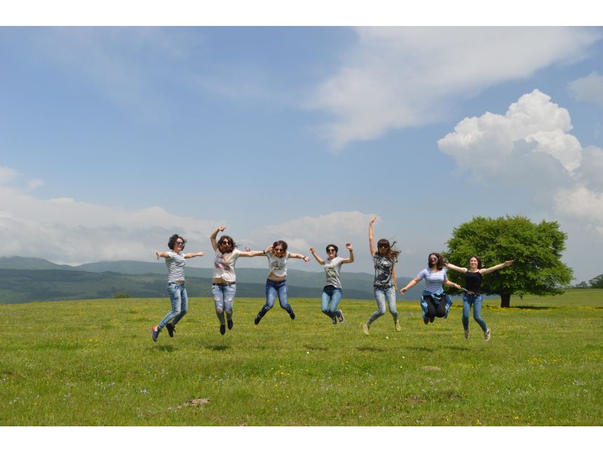 ლაშქრობა აყვავებულ ბეთანია მანგლისში / ბურატინოს ტბა