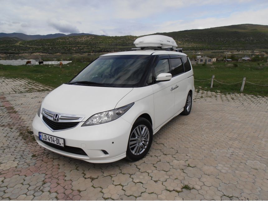 კომფორტული მინივენი დაკვეთით