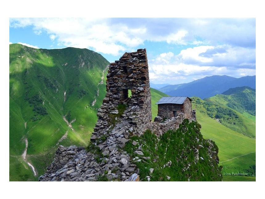 აპრილი ტური კოშკოვან ხადას ხეობაში