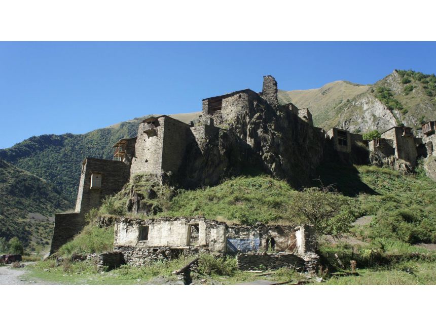 - მაისს ფშავ-ხევსურეთის დღიანი ტური