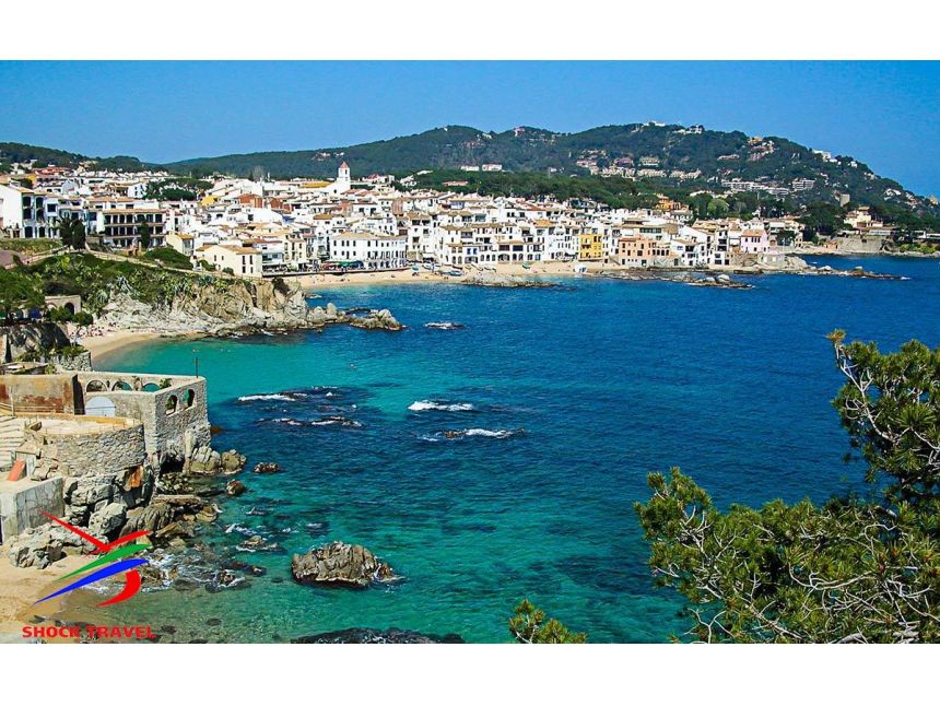 Take a holidays in beautiful city Calella in summer