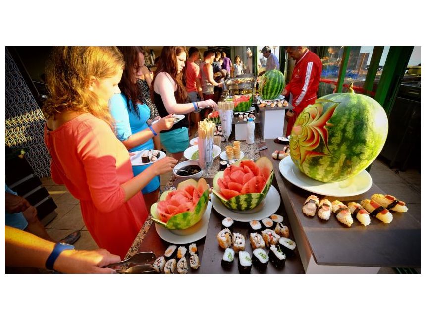 დიდი ფასდაკლება ქემერის საუკეთესო * -იან სასტუმროზე