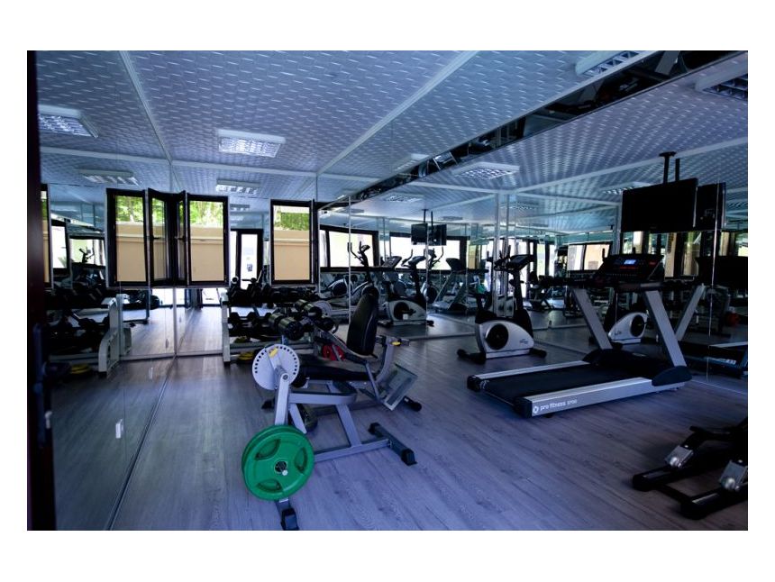 დაისვენე დღეს ! გადაიხადე  თვის შემდეგ!  Belport Beach Hotel +*