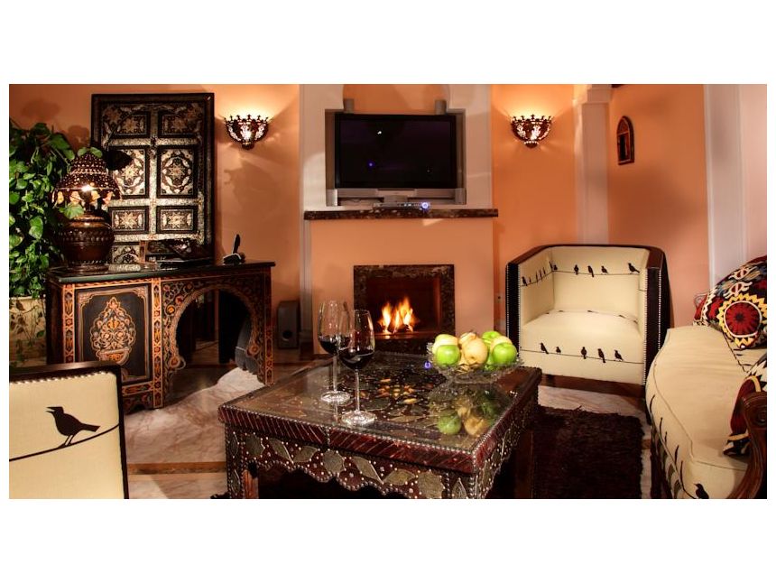 _იანი სასტუმრო _ად