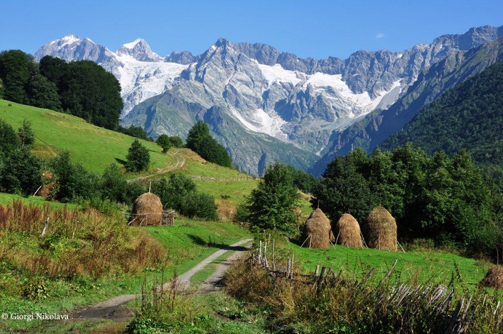 ტური ზემო რაჭაში (გონა-ღები-შოვი)