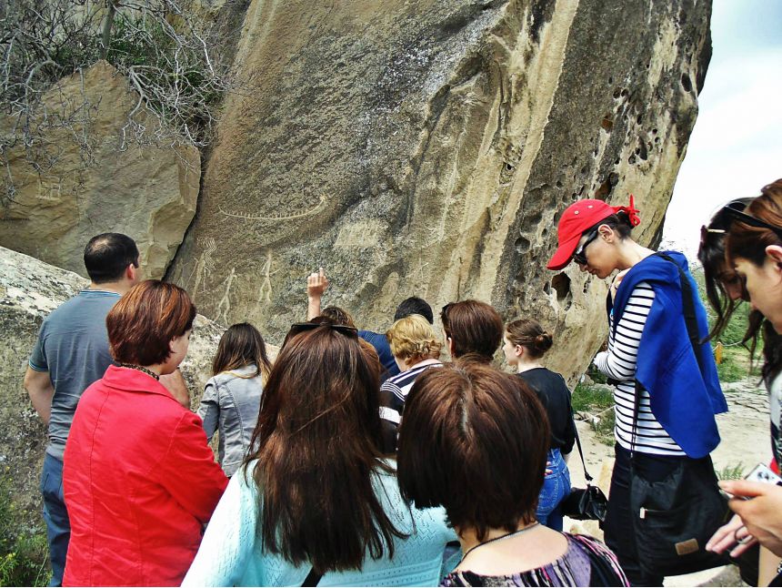 ბაქოს დღიანი ტური , , ივნისს