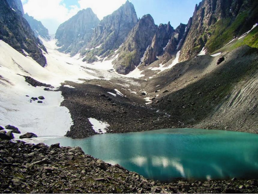 აბუდელაურის ტბები