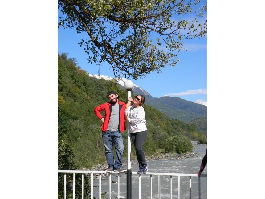 გაატარეთ დღე რაჭაში <