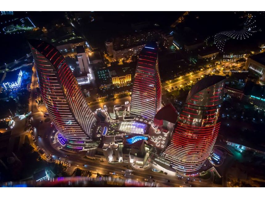 ბაქოს დღიანი ტური , , ივლისს