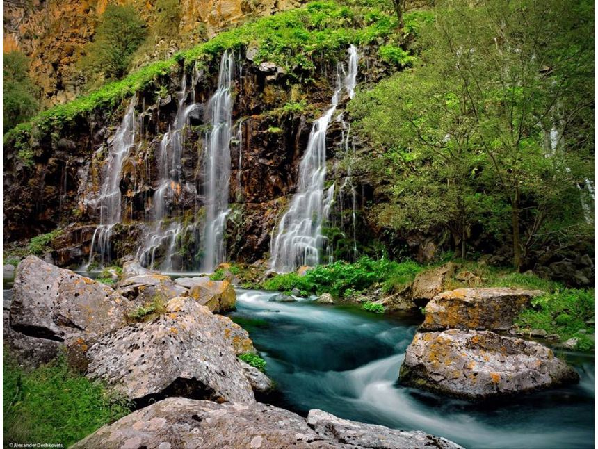 თუ ცხელ ზაფხულში გრილ კუთხეებს ეძიებთ, ა ბატონო!