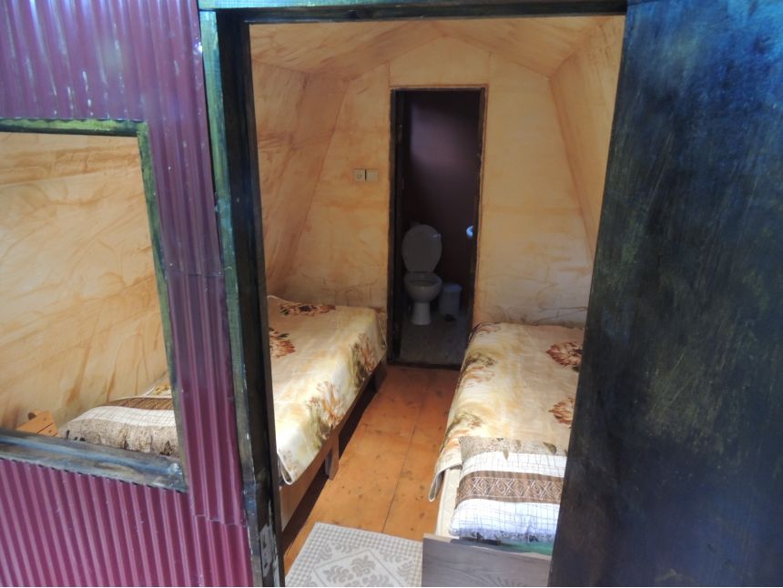 კოტეჯები მტირალაზე