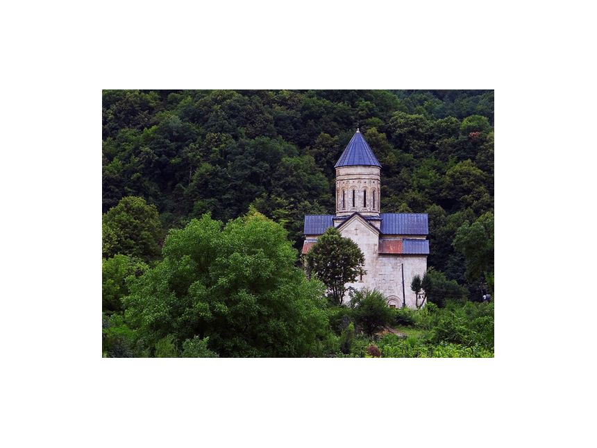 ერთ დღიანი ტური ულამაზეს რაჭაში