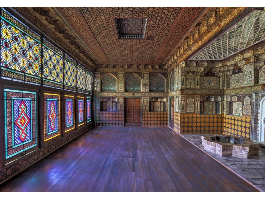 კავკასიური არდადეგები ბაქოში