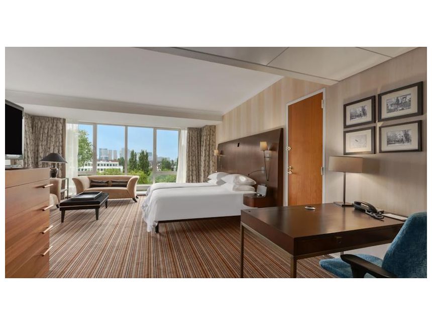 დღის აქცია! Hilton Amsterdam- -