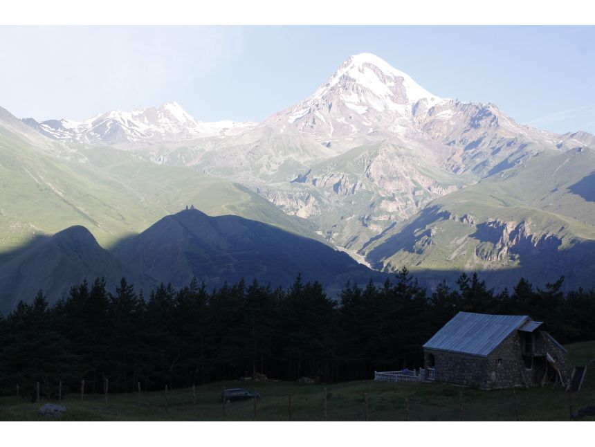 ერთ დღიანი ტური ყაზბეგში