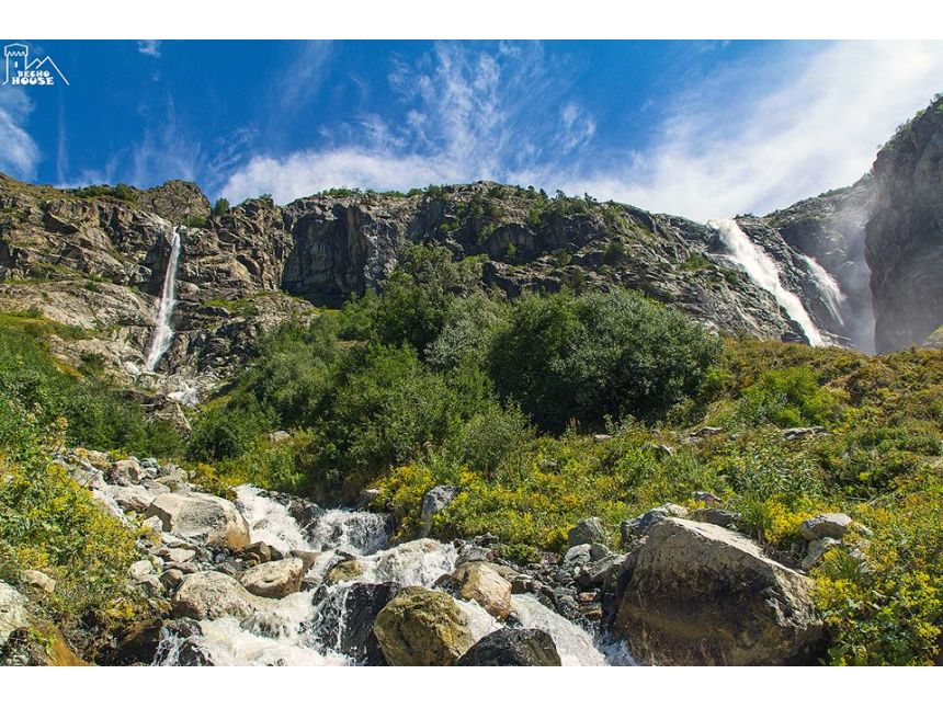 სამდღიანი ტური სვანეთში" -- აგვისტო"