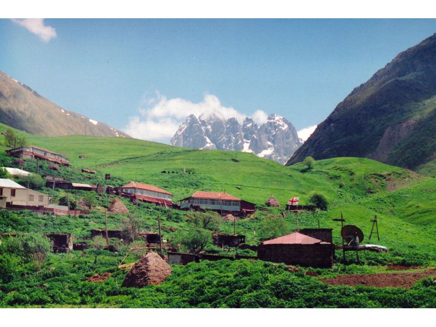 ულამაზესი ჯუთა და ჭაუხი