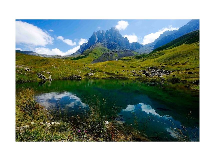 ულამაზესი ჯუთა და ჭაუხი