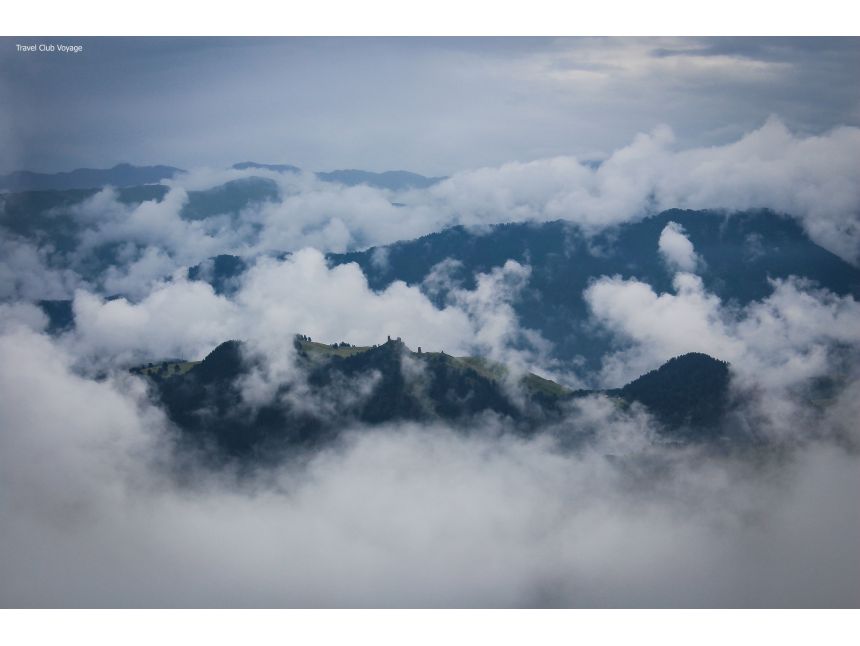 მოგზაურობა სამოთხეში (თუშეთი) - -- აგვისტო