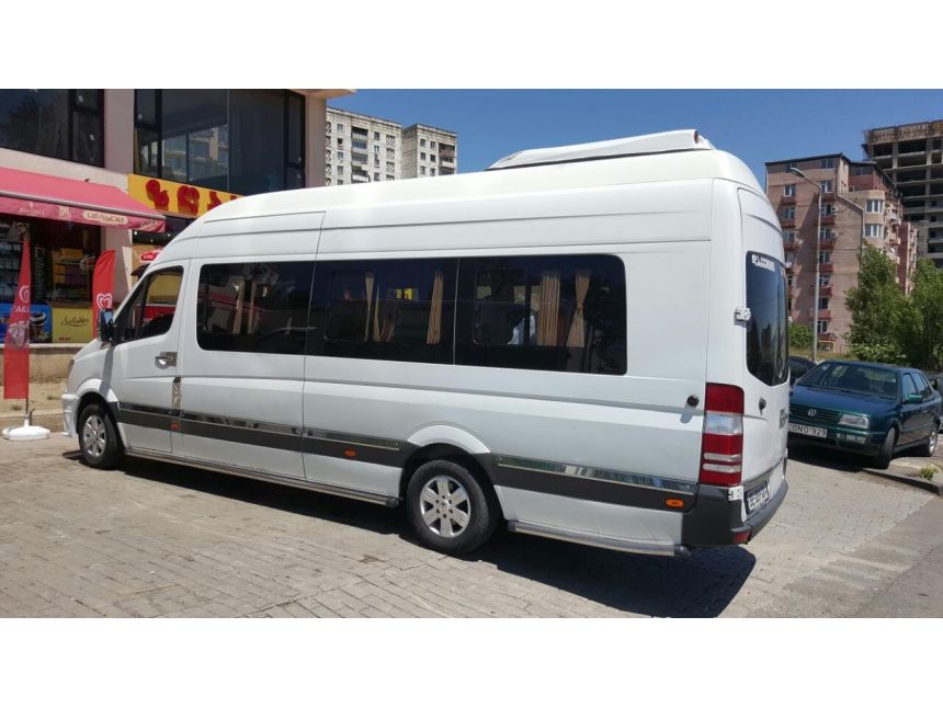 მიკროავტობუსებით მომსახურება