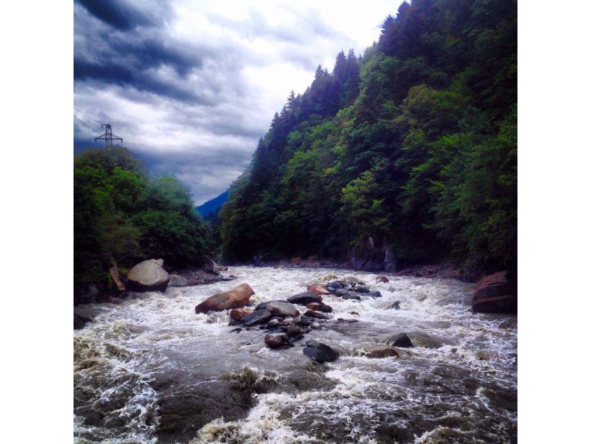 დღიანი ტური რაჭაში