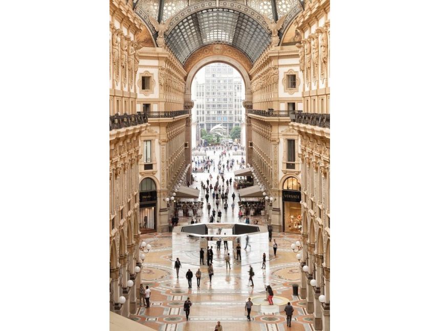 აქცია !!!! მილანი  ევრო იჩქარეთ