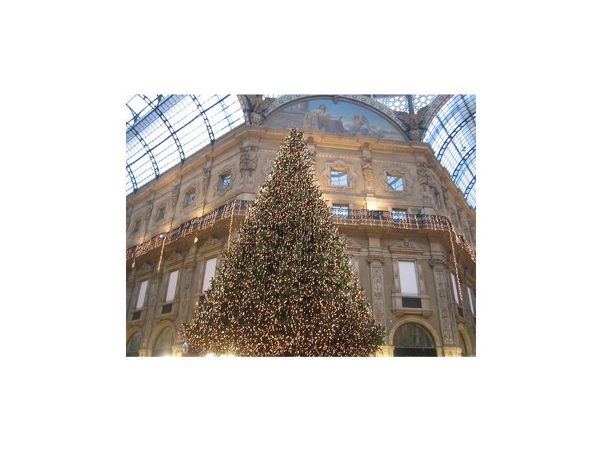 გაატარეთ შობა მილანში!!!