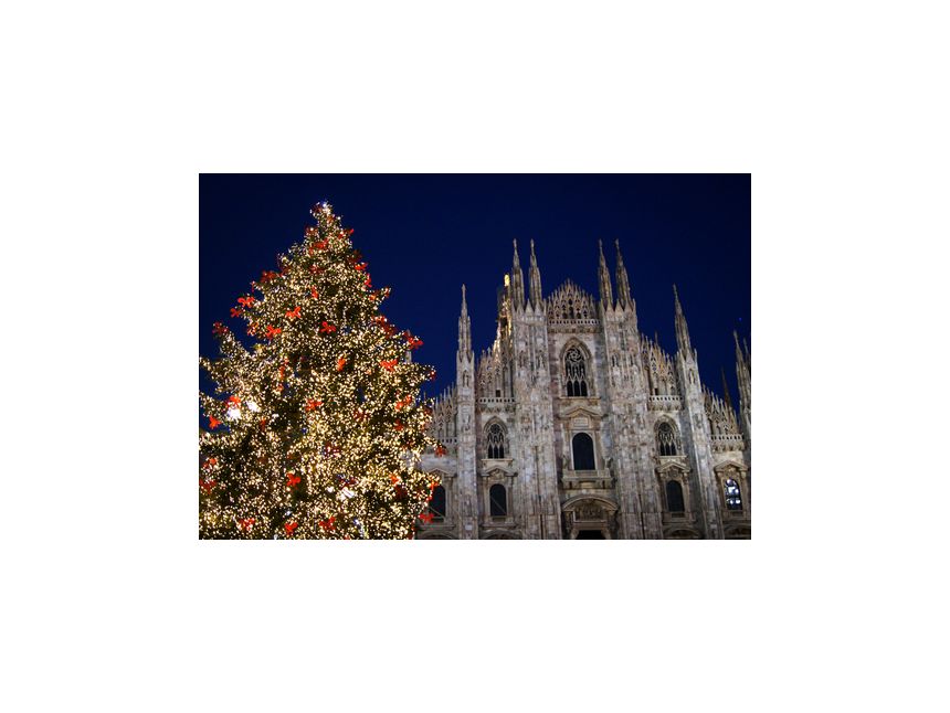 გაატარეთ შობა მილანში!!!