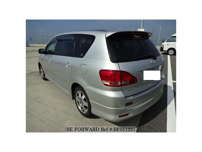 ქირავდება მინივენი