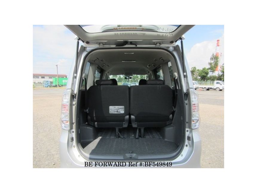 ქირავდება წლიანი კომფორტული მინივენები საუკეთესო ფასად