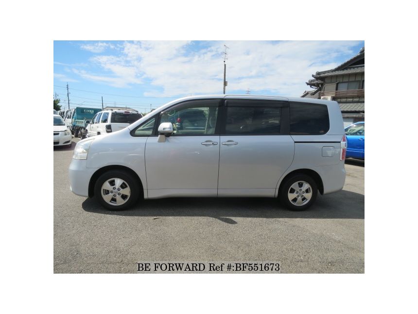 ქირავდება წლიანი კომფორტული მინივენები საუკეთესო ფასად