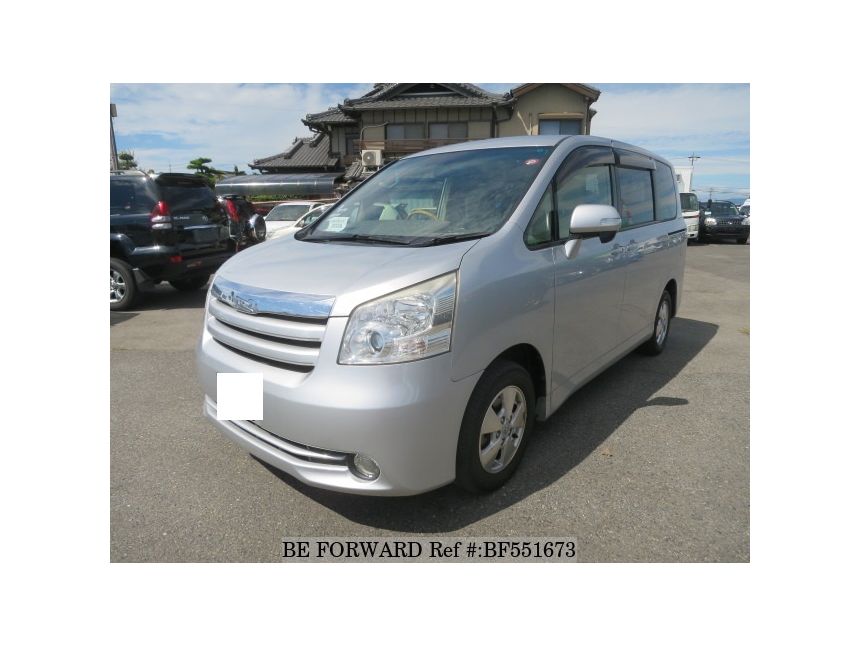 ქირავდება წლიანი კომფორტული მინივენები საუკეთესო ფასად