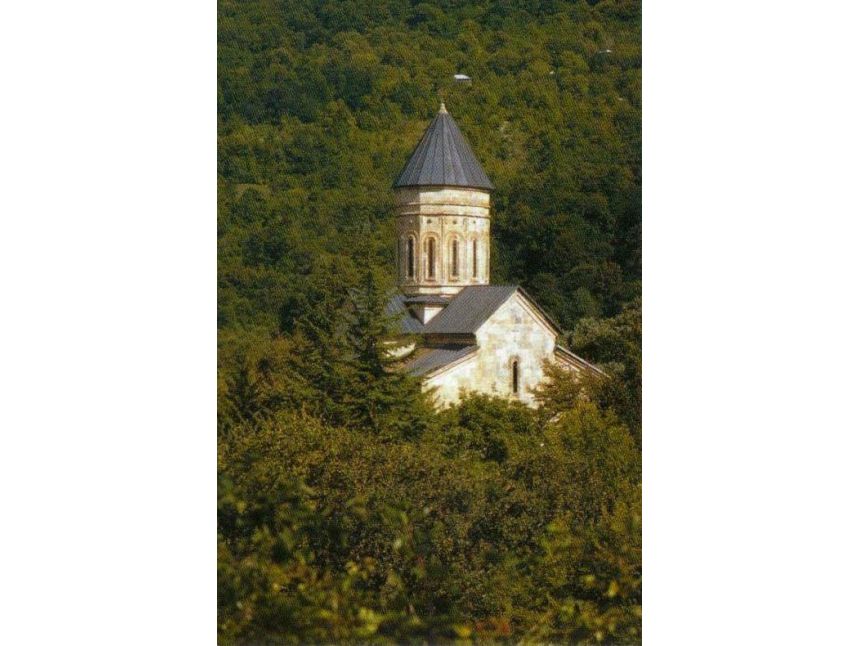 დღიანი ტური რაჭაში ყველაზე განსხვავებული მაშუტი