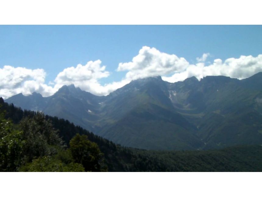 დღიანი ტური რაჭაში ყველაზე განსხვავებული მაშუტი