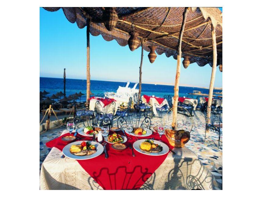 ეგვიპტე-ხურგადა ორი ადამიანი