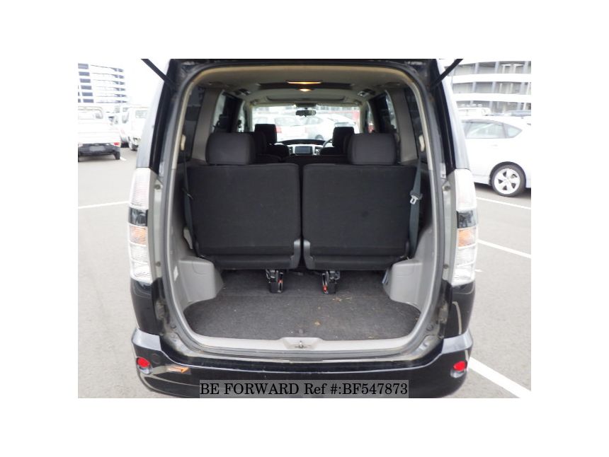 გვყავს კომფორტული მინივენები მისაღებ ფასად