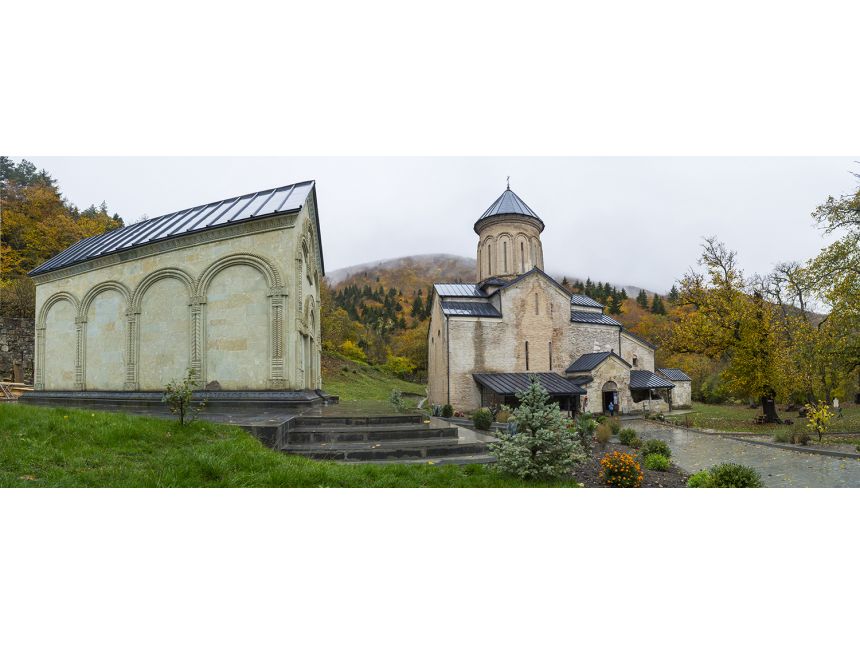 დღიანი ტური ძამას ხეობაში